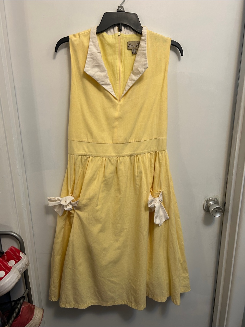 Lindy Bop Yellow Cotton Sleeveless Dress with Cream Collar and Pocket Bows